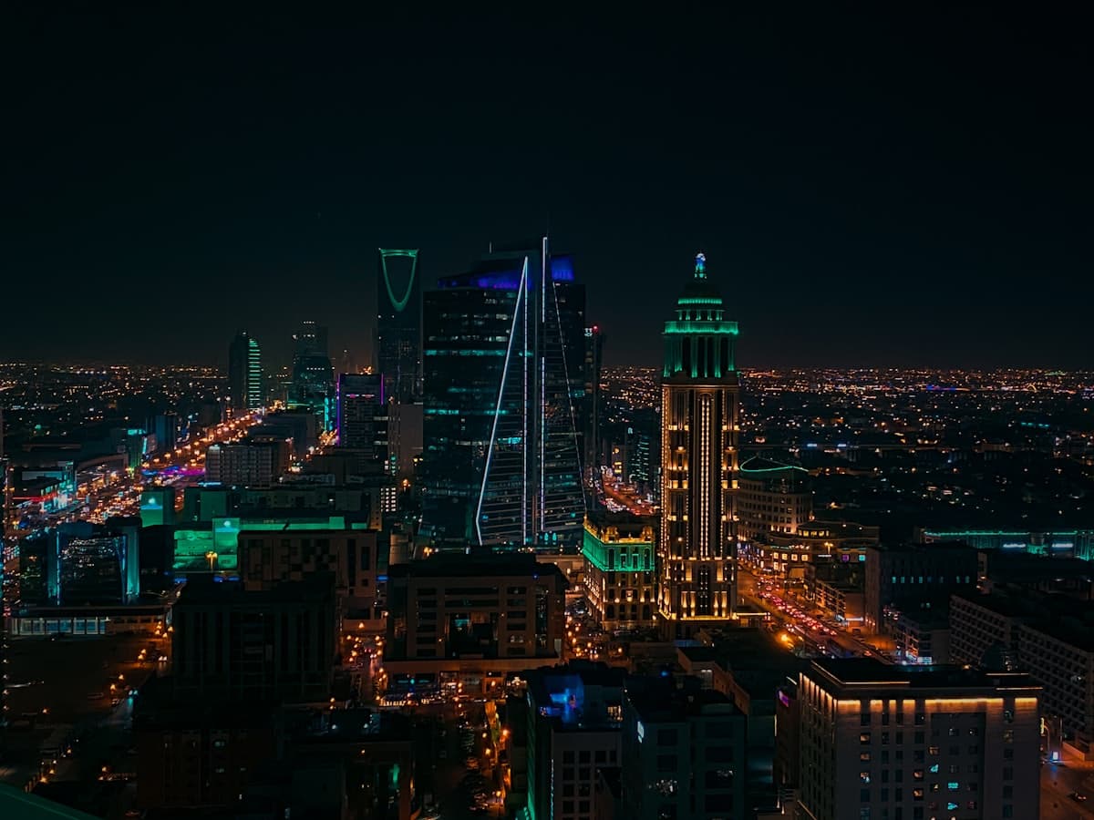Sending money from the UAE to Saudi Arabia